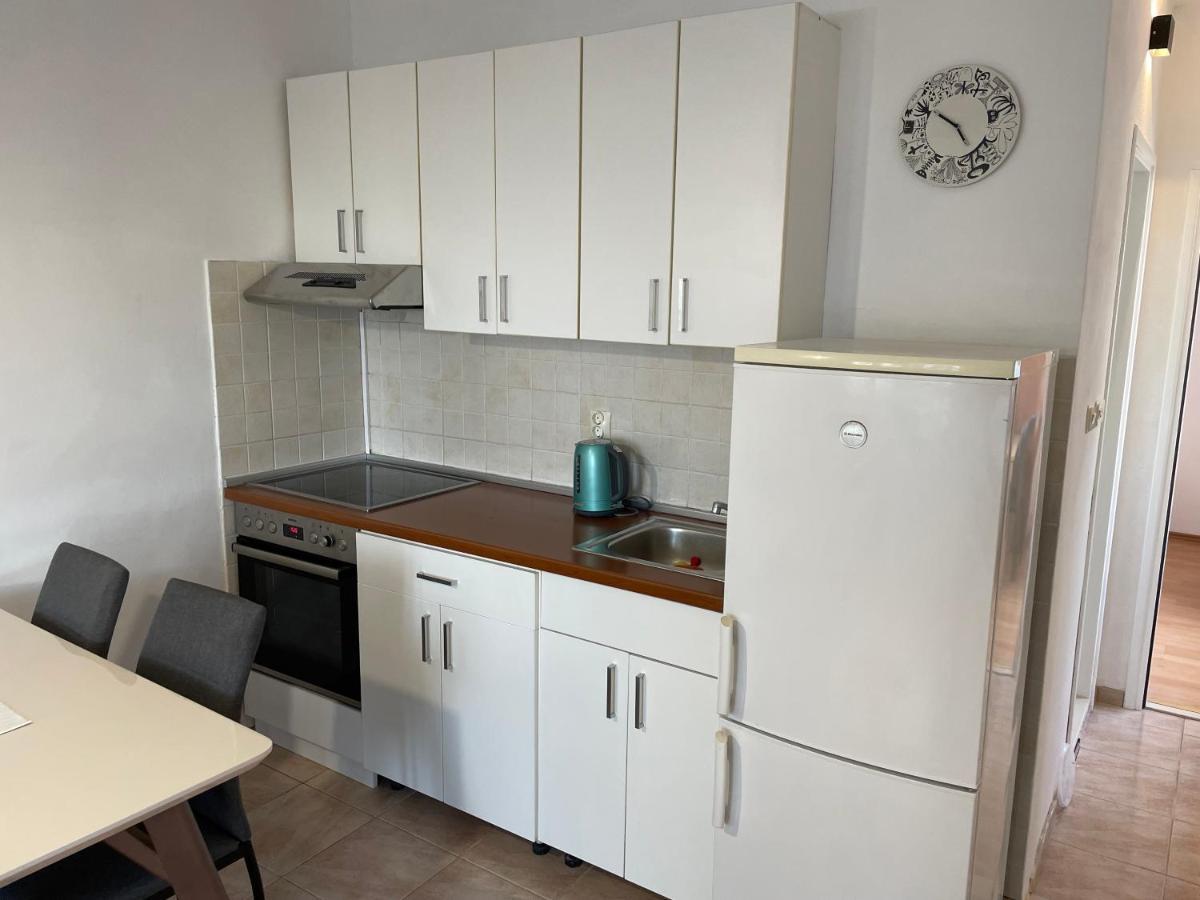 Apartment Dado Дуги-Рат Экстерьер фото