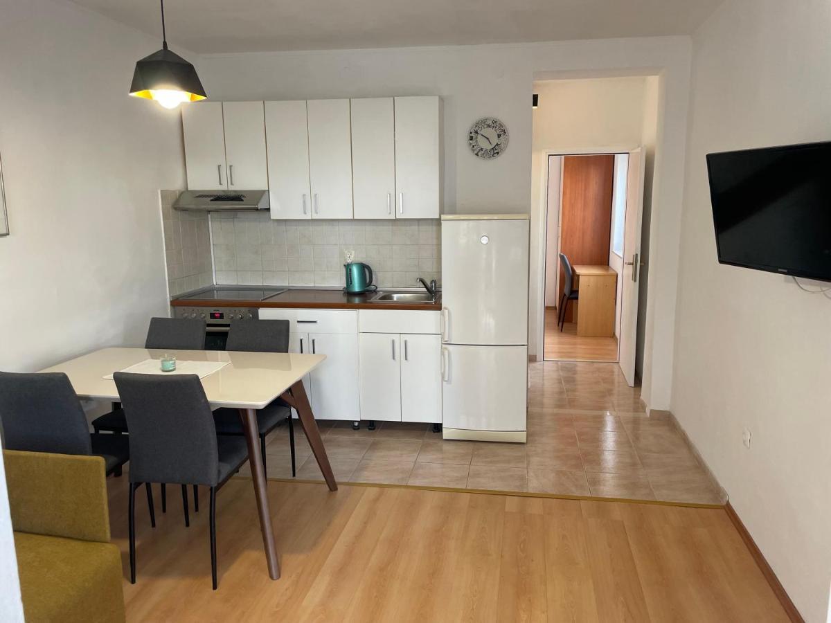 Apartment Dado Дуги-Рат Экстерьер фото